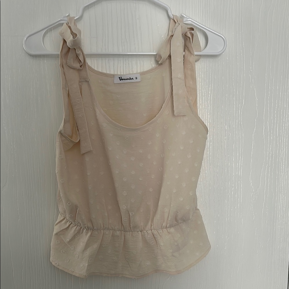 Women's Cream Sleeveless Top